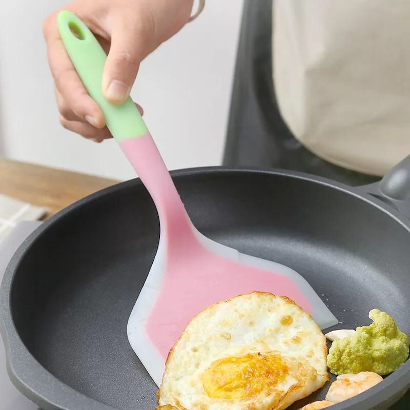 Silicone Spatula, Durable Heat-resistant Non-Stick Omelette Spatula, Wide Soft Tamagoyaki Turner for Eggs Crepes Brownies Fish Pancake Pizza